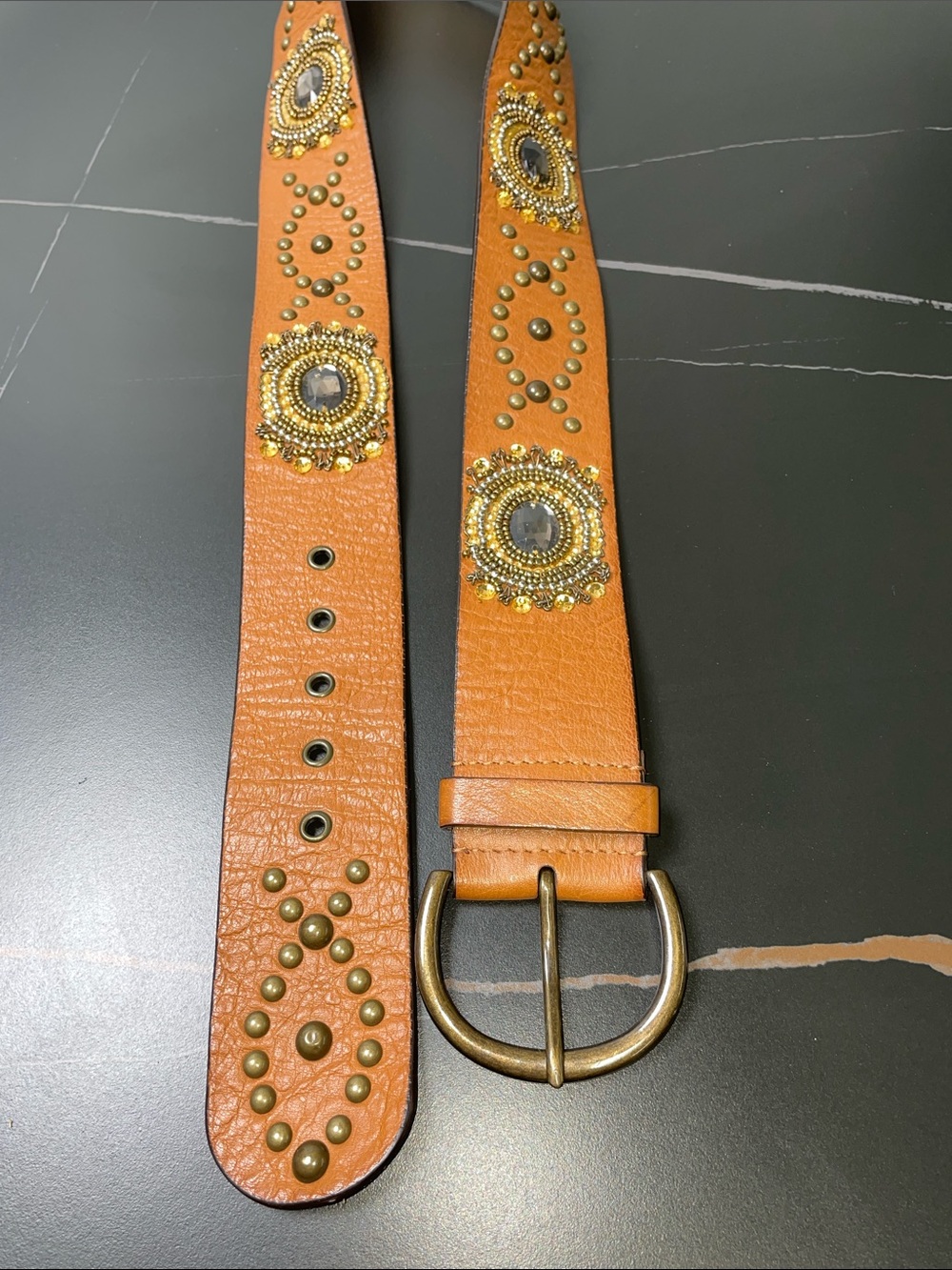 STUDDED AND STONED WOMENS BELT FTL-09-146